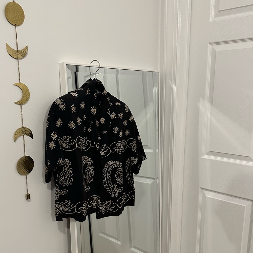 Beautiful short sleeve summer shirt floral